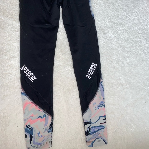 Pink Reversible Mesh Legging and V-Neck Set - Picture 3 of 10